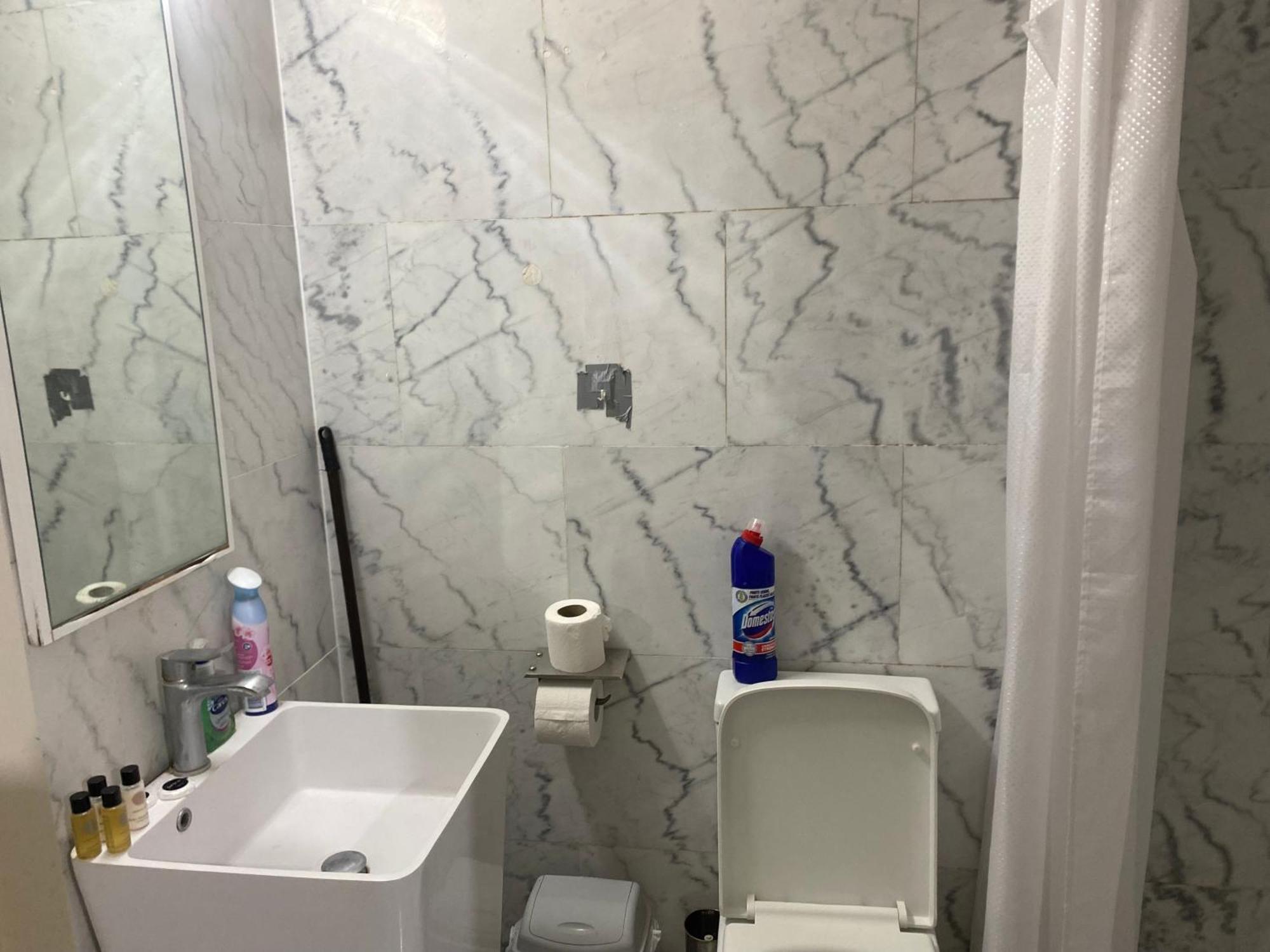 371 Cranbrook Rd Ig2 Hotel อิลฟอร์ด ภายนอก รูปภาพ